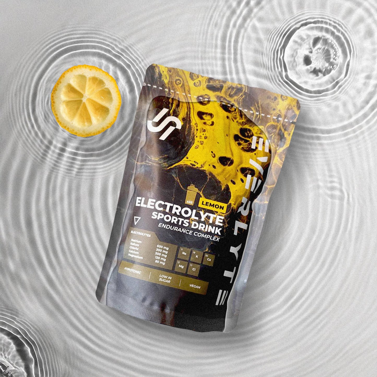 Elektrolyte Beutel im Wasser